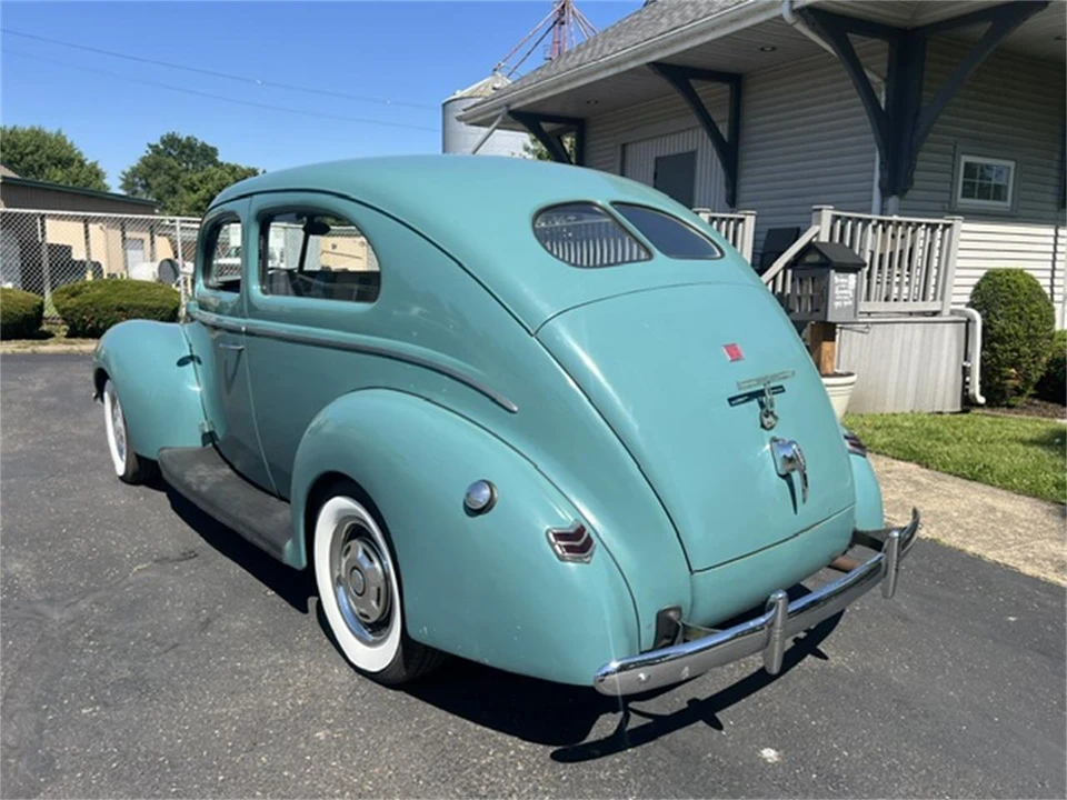 1940 Ford Standard & Deluxe & Super Deluxe - Image 9 of 23