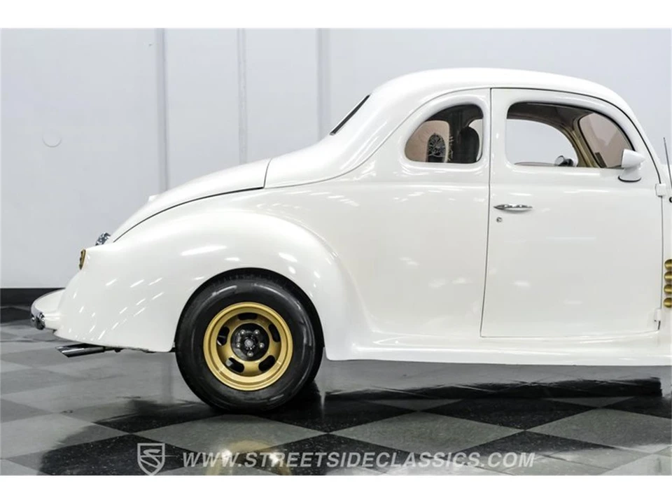 1940 Ford Standard & Deluxe & Super Deluxe - Image 29 of 31