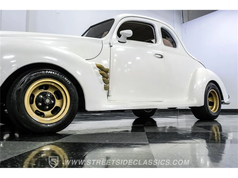 1940 Ford Standard & Deluxe & Super Deluxe - Image 22 of 31