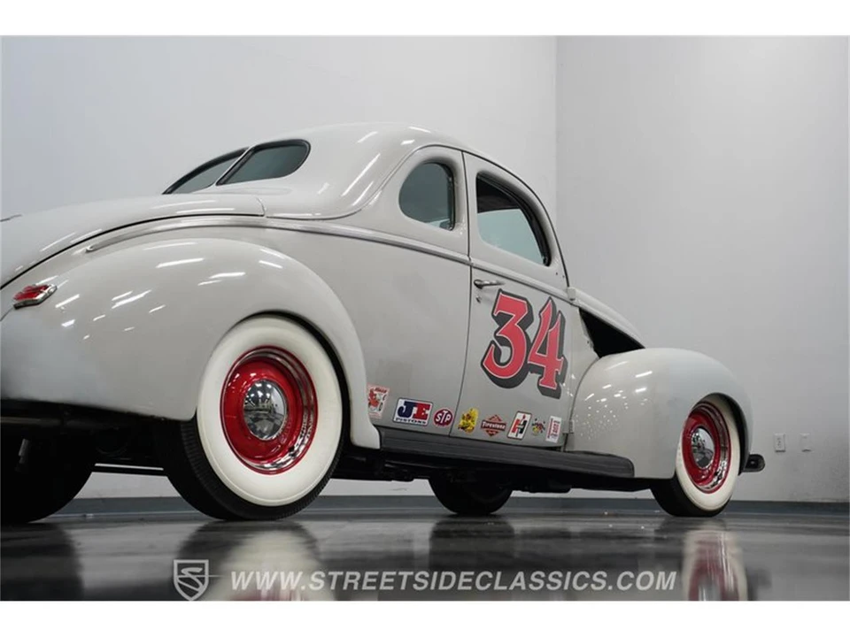 1940 Ford Standard & Deluxe & Super Deluxe - Image 25 of 31
