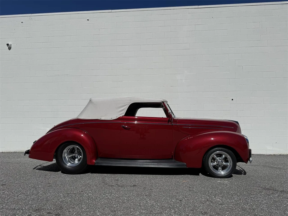 1940 Ford Standard & Deluxe & Super Deluxe - Image 9 of 31