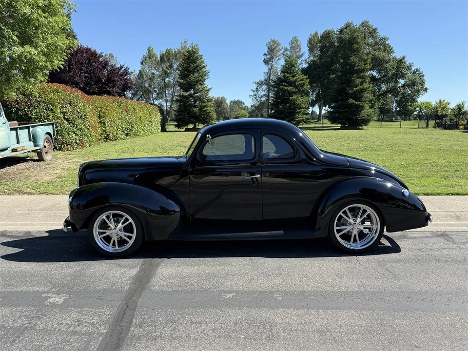 1940 Ford Standard & Deluxe & Super Deluxe - Image 8 of 31