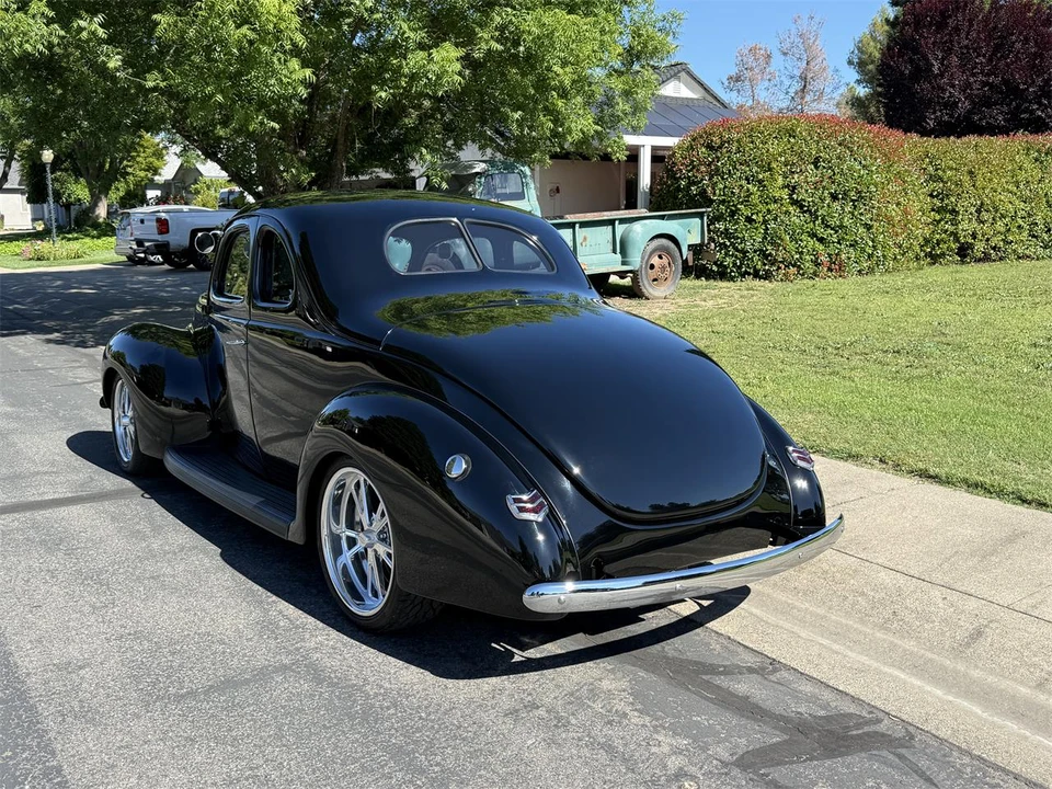 1940 Ford Standard & Deluxe & Super Deluxe - Image 11 of 31