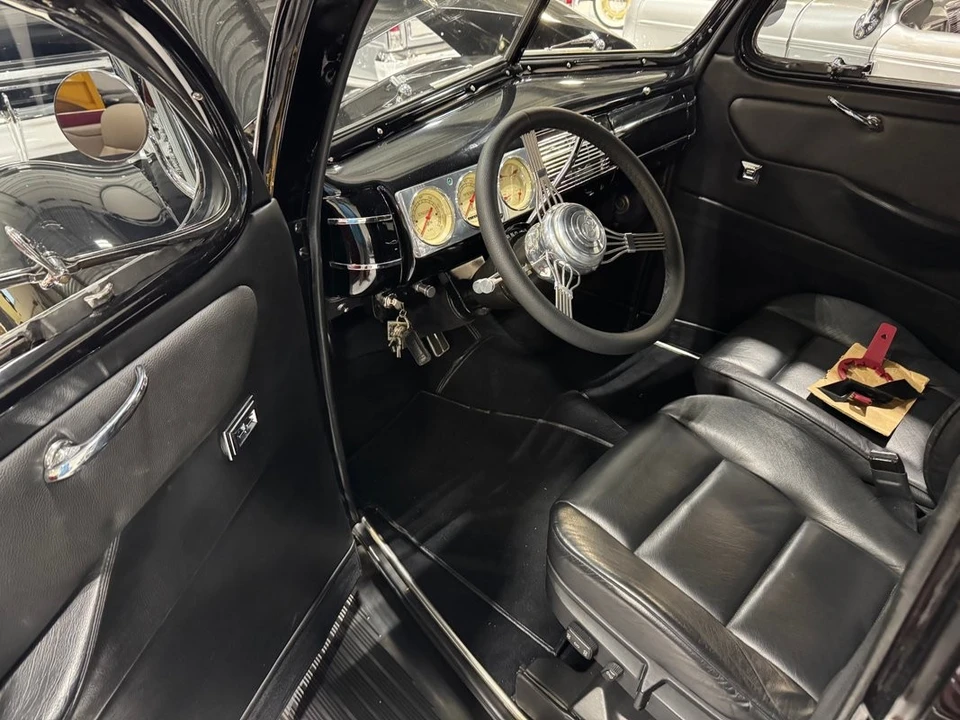 1940 Ford Standard & Deluxe & Super Deluxe - Image 24 of 31