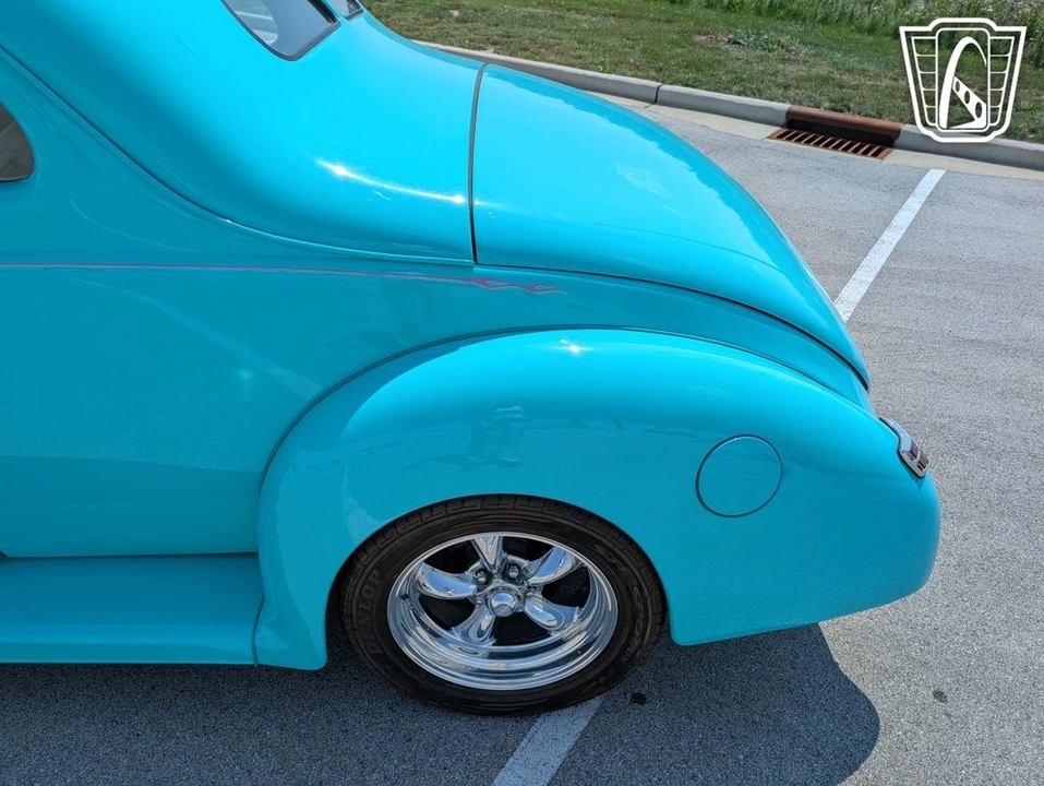 1940 Ford Standard & Deluxe & Super Deluxe - Image 29 of 31