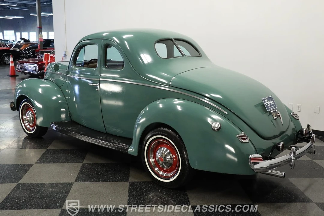 1940 Ford Hot Rod - Image 8 of 12