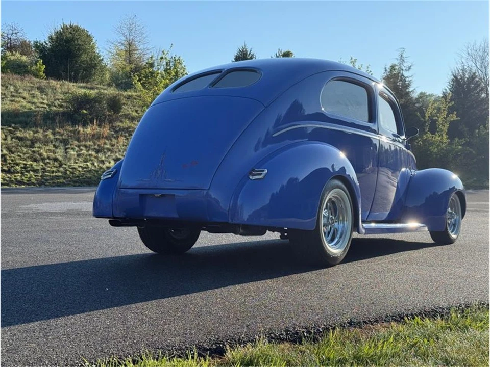 1940 Ford Standard & Deluxe & Super Deluxe - Image 9 of 31