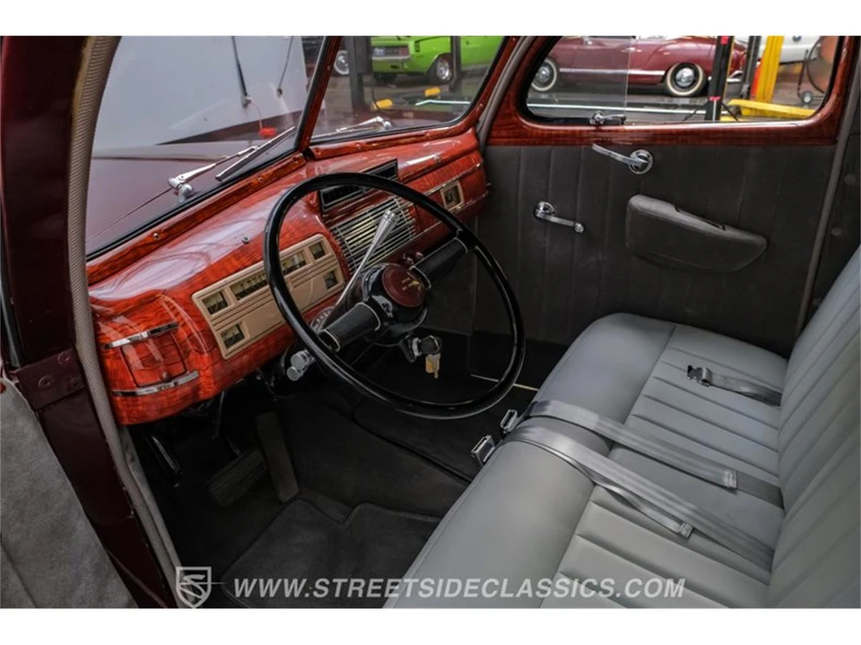 1940 Ford Standard & Deluxe & Super Deluxe - Image 4 of 31