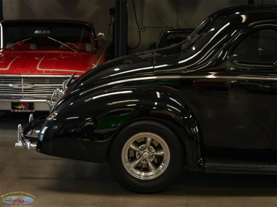 1940 Ford Standard & Deluxe & Super Deluxe - Image 2 of 31