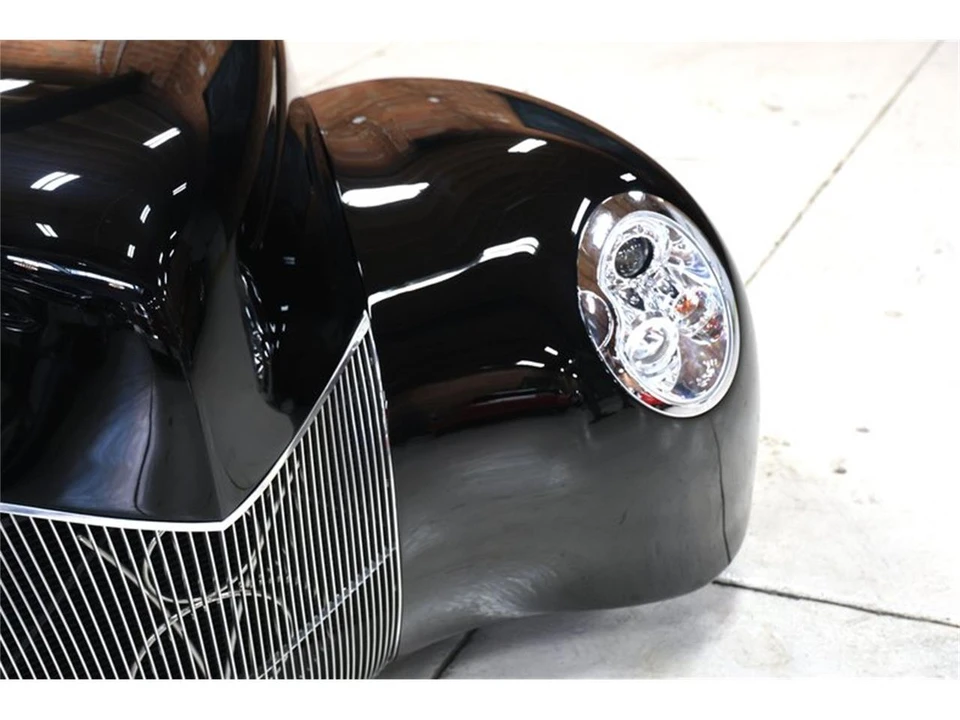 1940 Ford Standard & Deluxe & Super Deluxe - Image 8 of 31
