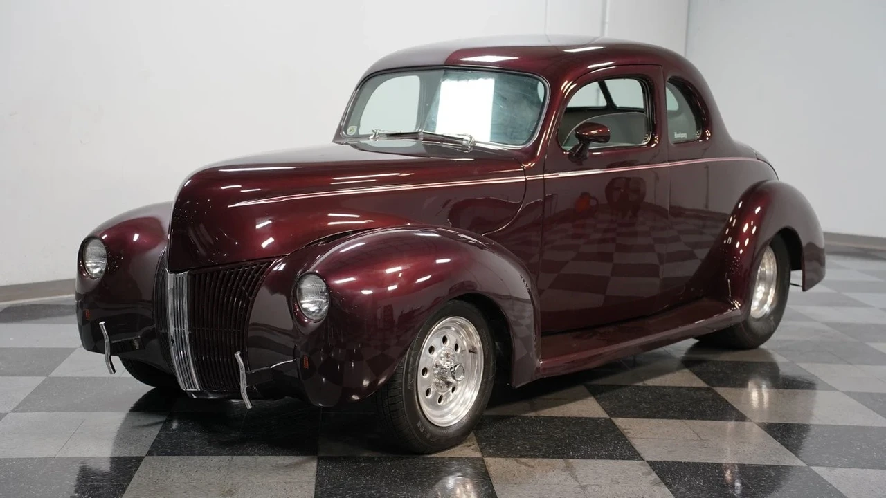 1940 Ford Standard & Deluxe & Super Deluxe - Image 6 of 12