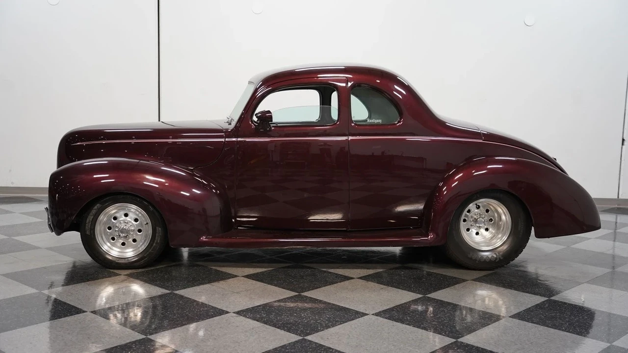 1940 Ford Standard & Deluxe & Super Deluxe - Image 3 of 12