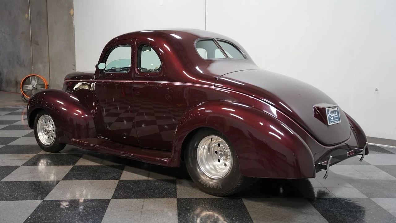1940 Ford Standard & Deluxe & Super Deluxe - Image 8 of 12