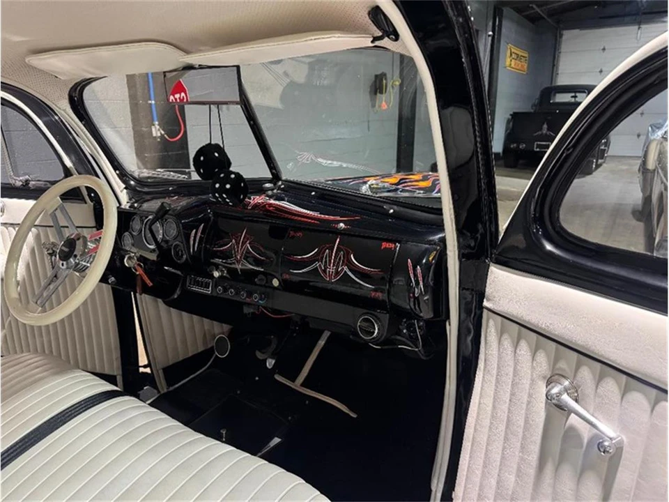 1940 Ford Standard & Deluxe & Super Deluxe - Image 10 of 15