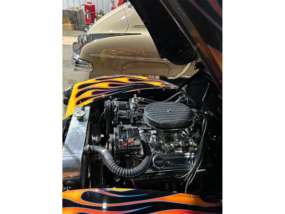 1940 Ford Standard & Deluxe & Super Deluxe - Image 9 of 15