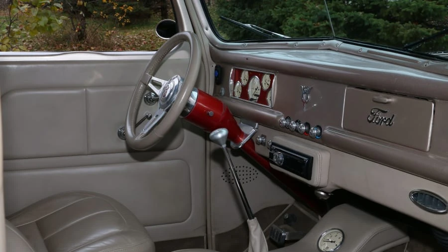 1940 Ford Pickup (1940-1947) - Image 5 of 12