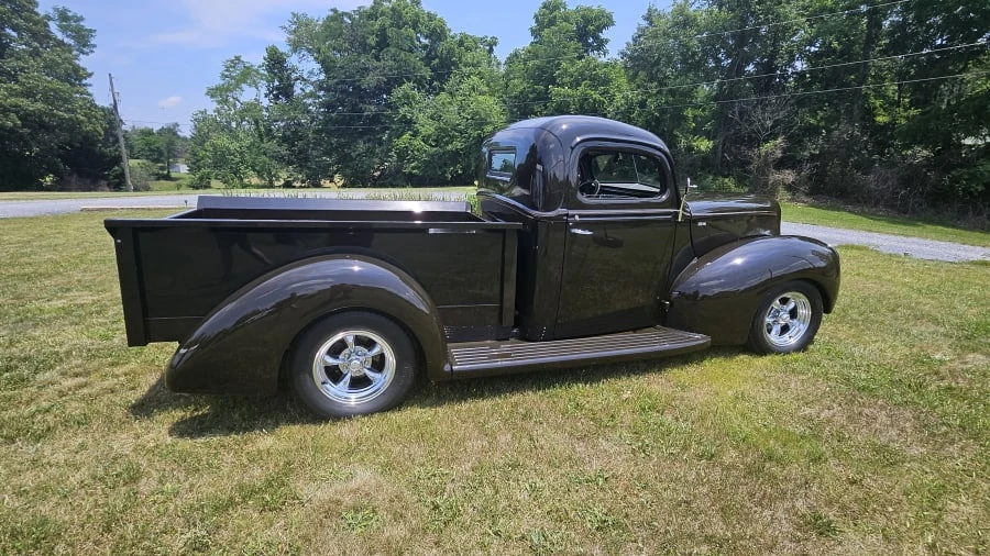 1940 Ford Pickup (1940-1947) - Image 2 of 6