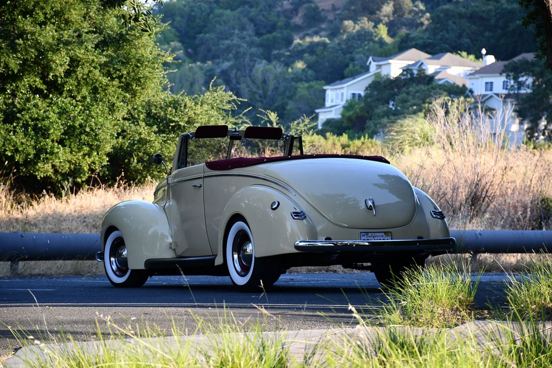 1940 Ford Standard & Deluxe & Super Deluxe - Image 18 of 31