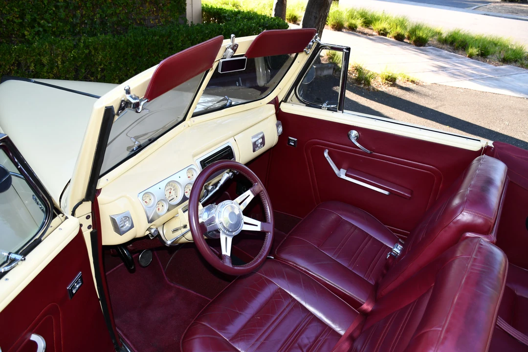 1940 Ford Standard & Deluxe & Super Deluxe - Image 25 of 31