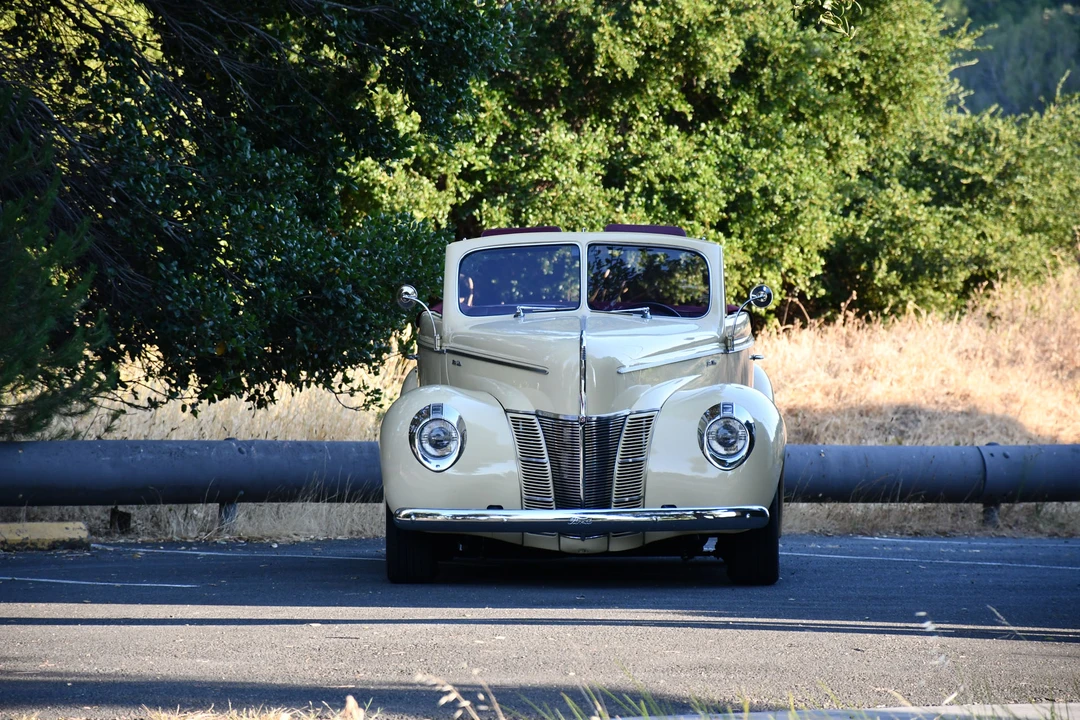 1940 Ford Standard & Deluxe & Super Deluxe - Image 10 of 31