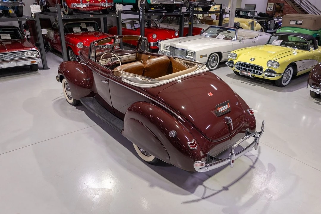 1940 Ford Standard & Deluxe & Super Deluxe - Image 13 of 31