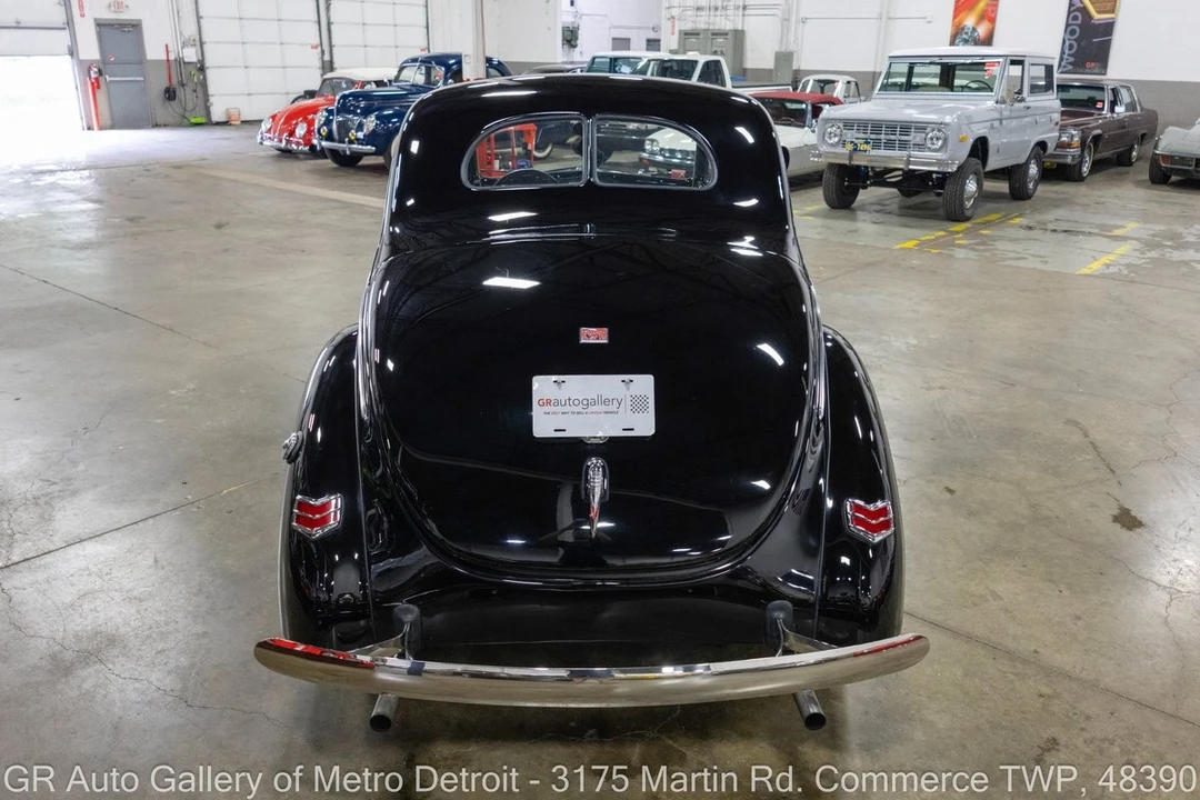 1940 Ford Standard & Deluxe & Super Deluxe - Image 5 of 31