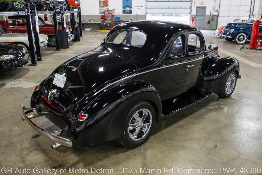 1940 Ford Standard & Deluxe & Super Deluxe - Image 7 of 31