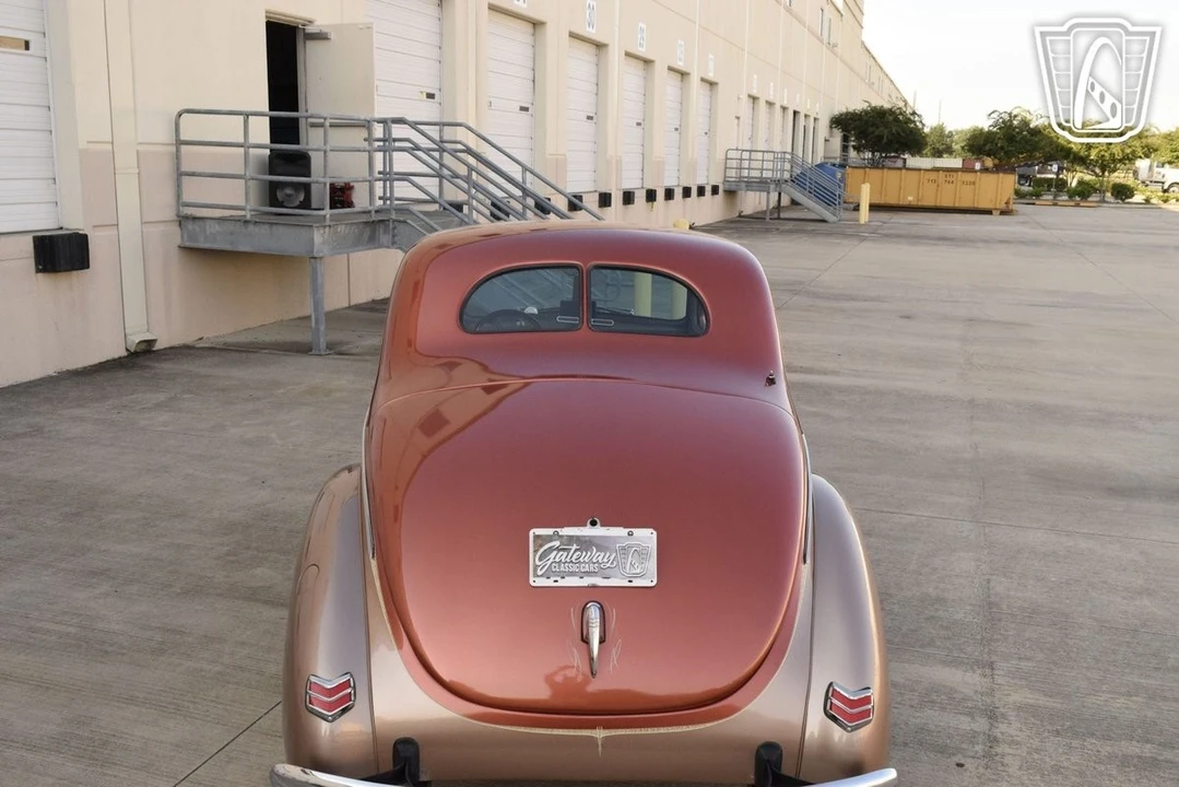 1940 Ford Standard & Deluxe & Super Deluxe - Image 10 of 31