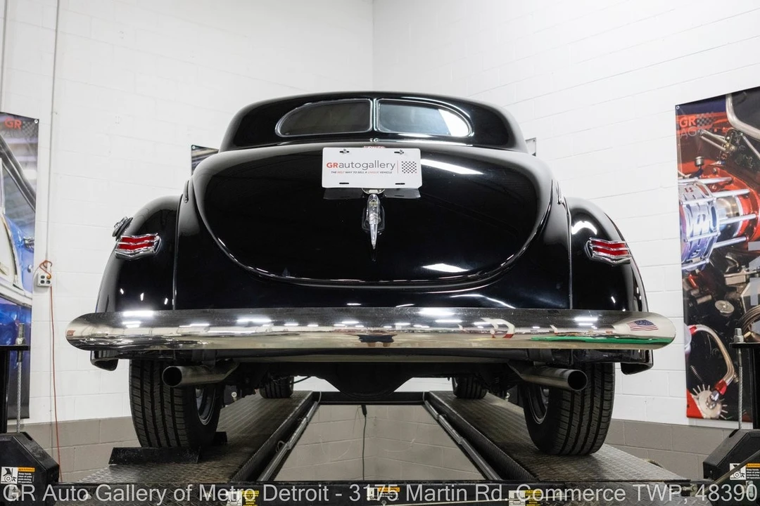 1940 Ford Standard & Deluxe & Super Deluxe - Image 20 of 31