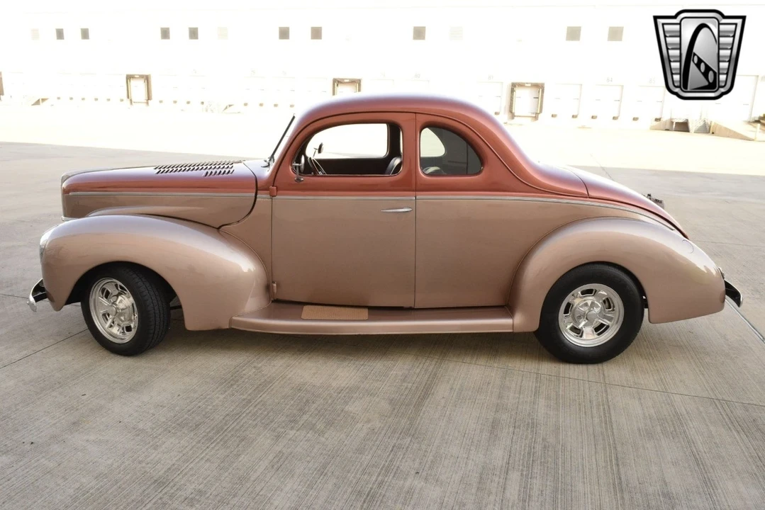 1940 Ford Standard & Deluxe & Super Deluxe - Image 3 of 12
