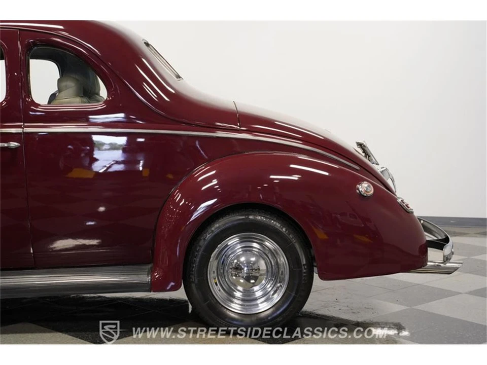 1940 Ford Standard & Deluxe & Super Deluxe - Image 22 of 31