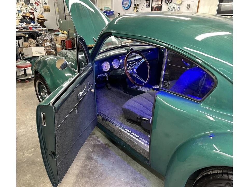 1940 Ford Standard & Deluxe & Super Deluxe - Image 29 of 31