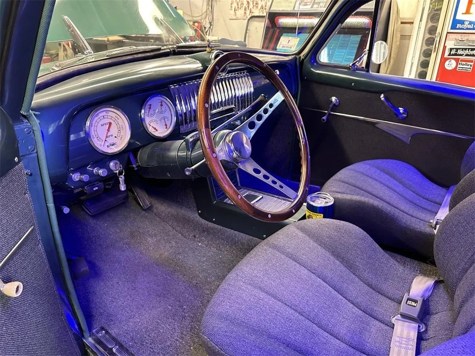 1940 Ford Standard & Deluxe & Super Deluxe - Image 31 of 31