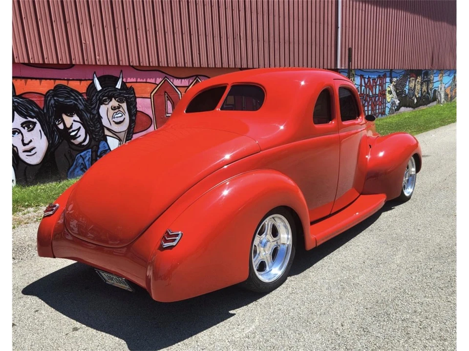 1940 Ford Standard & Deluxe & Super Deluxe - Image 5 of 17
