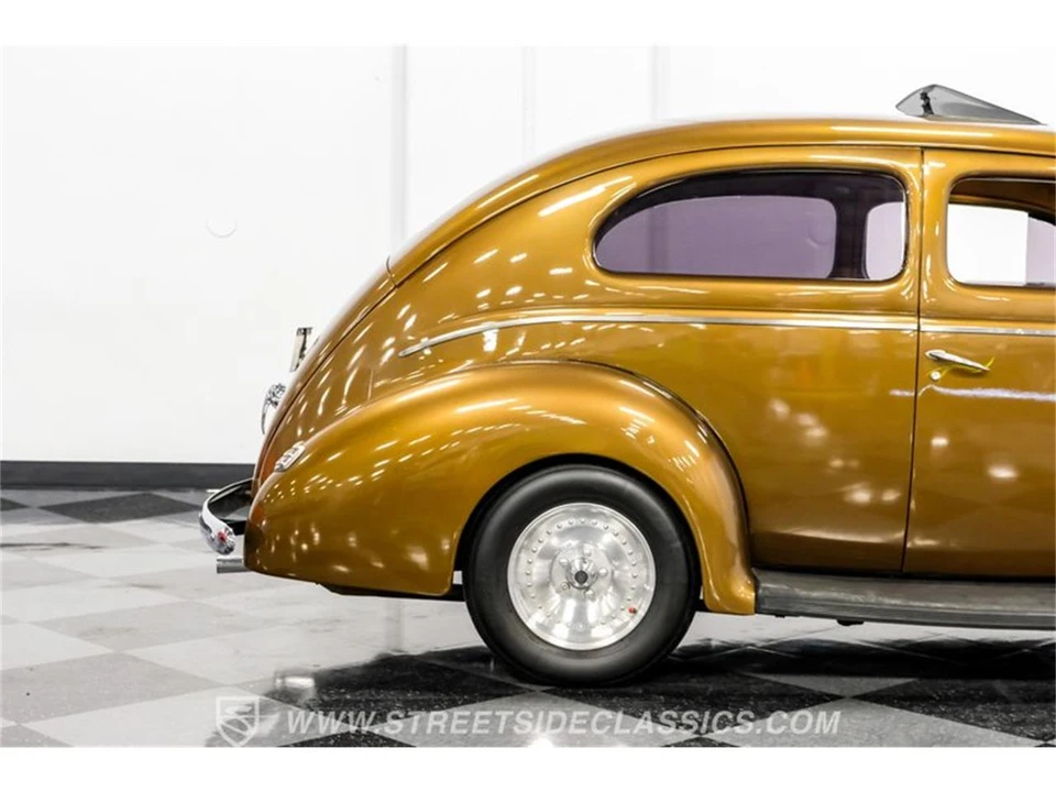 1940 Ford Standard & Deluxe & Super Deluxe - Image 28 of 31