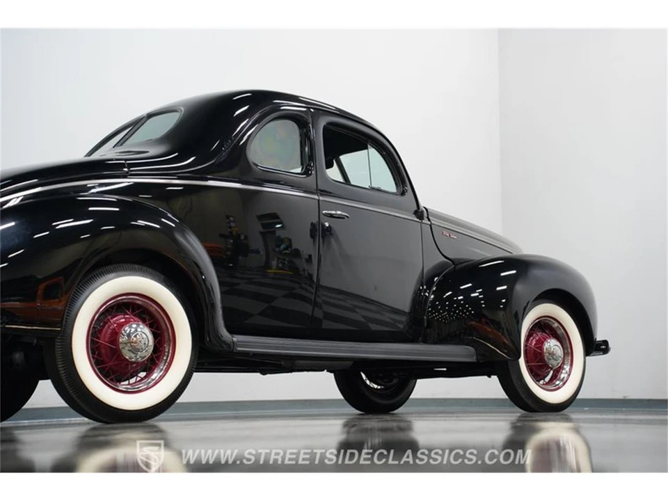1940 Ford Standard & Deluxe & Super Deluxe - Image 25 of 31