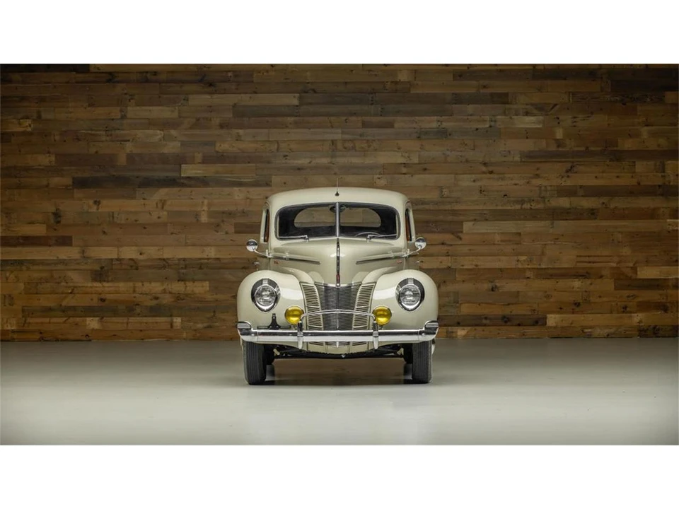 1940 Ford Standard & Deluxe & Super Deluxe - Image 3 of 4