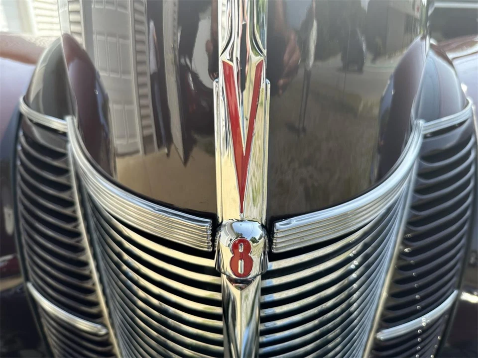 1940 Ford Standard & Deluxe & Super Deluxe - Image 11 of 31
