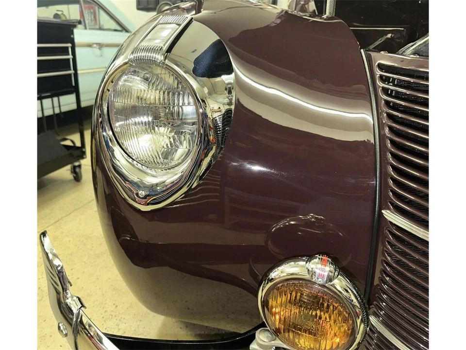 1940 Ford Standard & Deluxe & Super Deluxe - Image 14 of 31