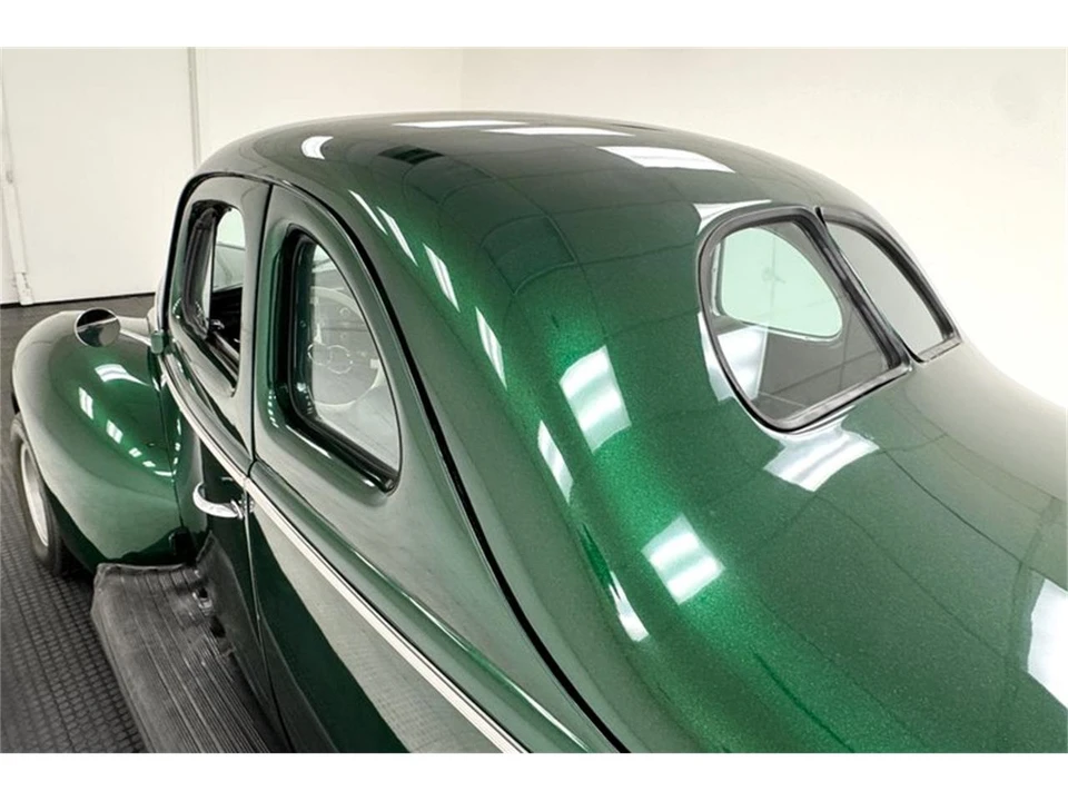 1940 Ford Standard & Deluxe & Super Deluxe - Image 16 of 31