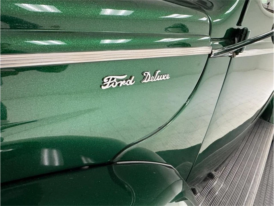 1940 Ford Standard & Deluxe & Super Deluxe - Image 12 of 31