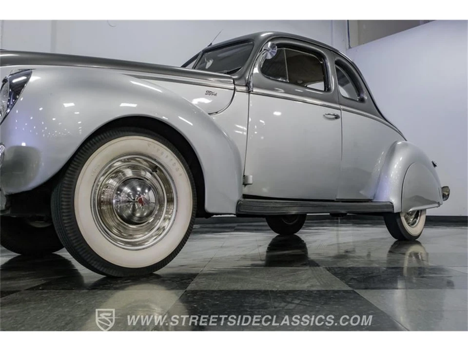 1940 Ford Standard & Deluxe & Super Deluxe - Image 21 of 31