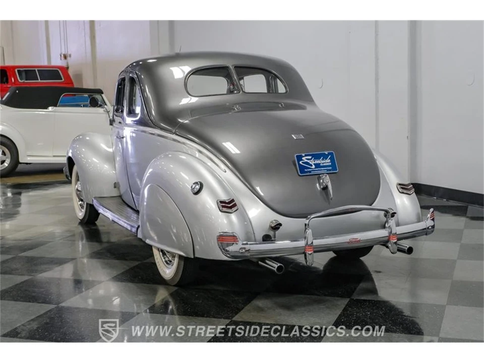 1940 Ford Standard & Deluxe & Super Deluxe - Image 9 of 31