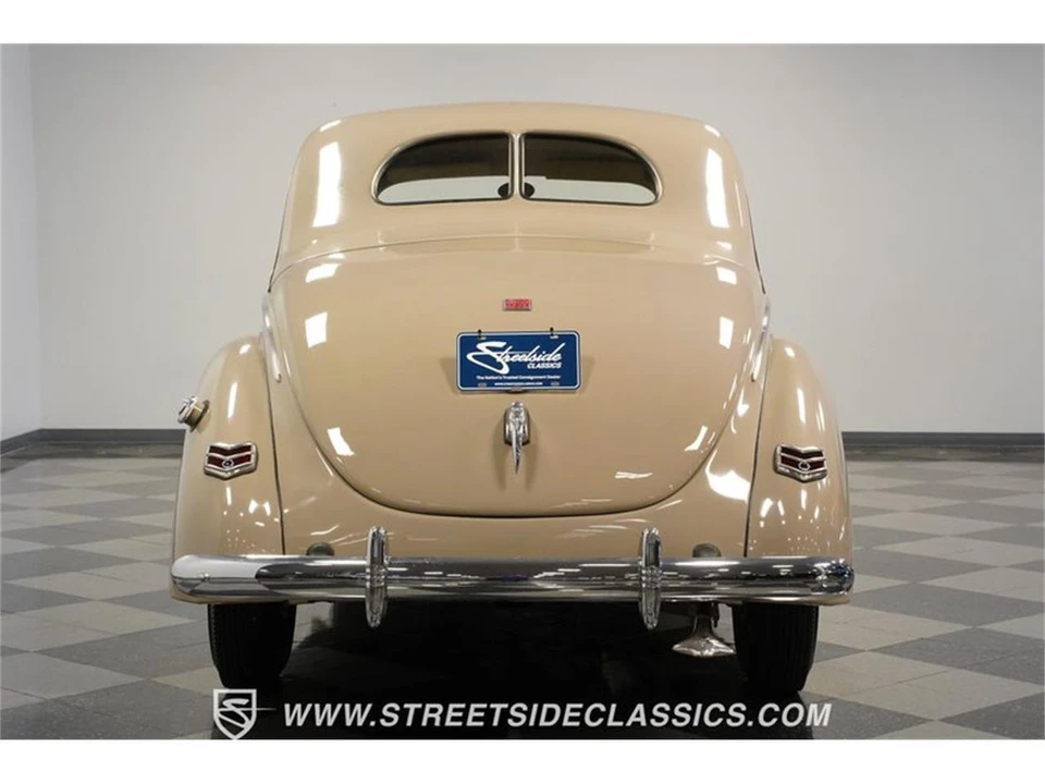 1940 Ford Standard & Deluxe & Super Deluxe - Image 9 of 31