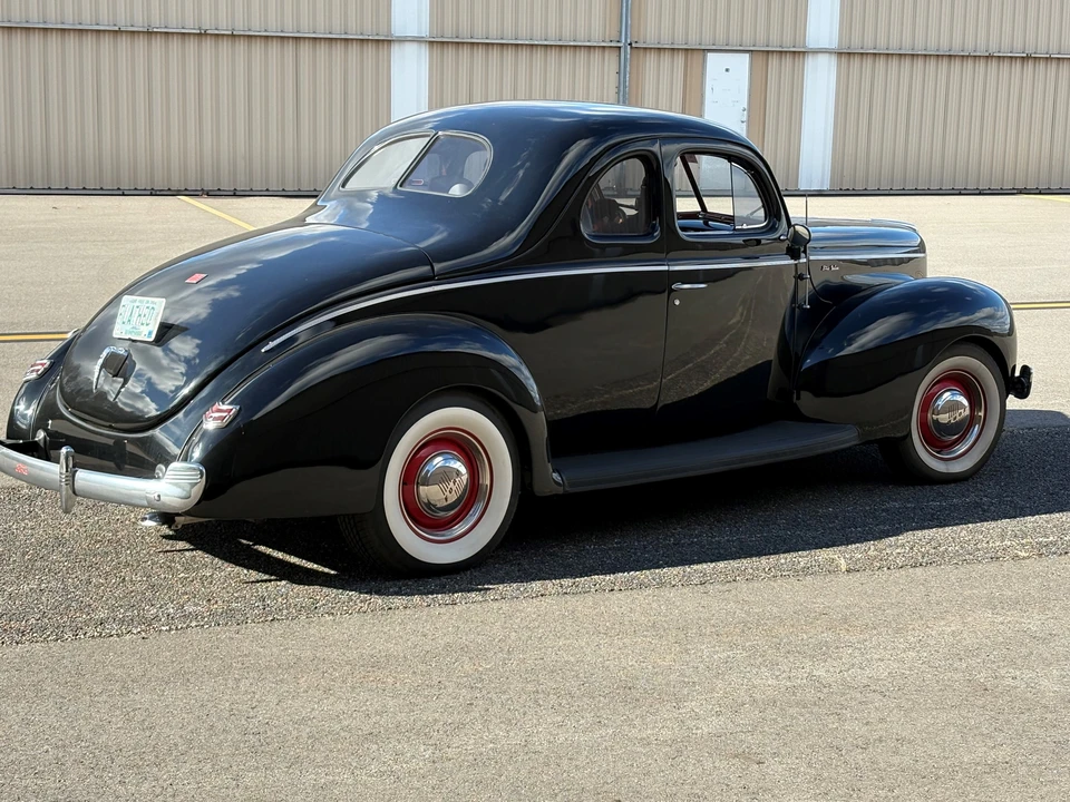1940 Ford Standard & Deluxe & Super Deluxe - Image 3 of 20