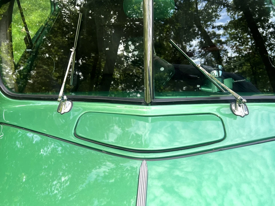 1940 Ford Standard & Deluxe & Super Deluxe - Image 24 of 31