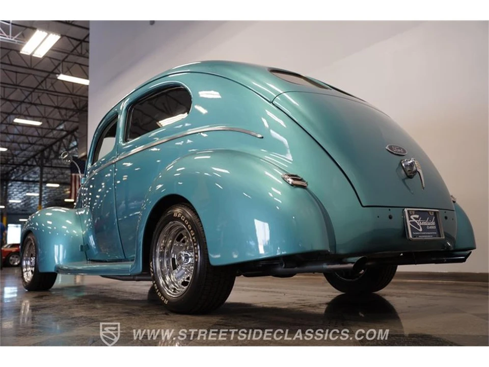 1940 Ford Standard & Deluxe & Super Deluxe - Image 25 of 31
