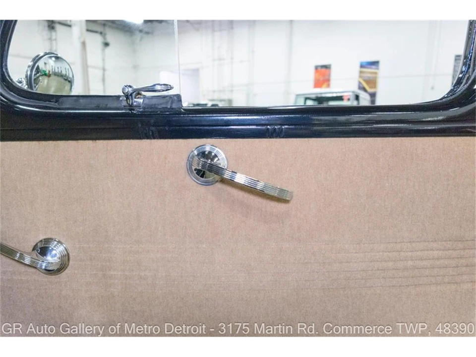 1940 Ford Standard & Deluxe & Super Deluxe - Image 30 of 31