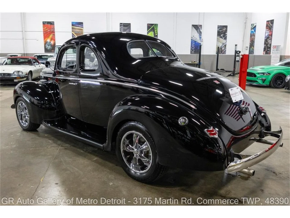 1940 Ford Standard & Deluxe & Super Deluxe - Image 4 of 31