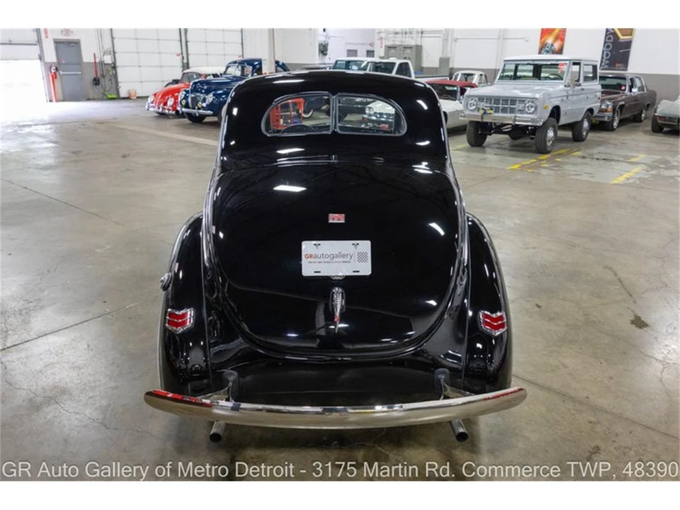 1940 Ford Standard & Deluxe & Super Deluxe - Image 5 of 31